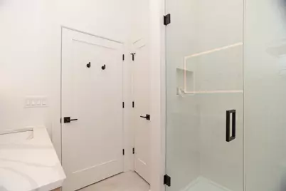 2042 W Irving Park Road #100, Chicago, IL 60618 - Photo 9