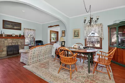 32W183 Glos Street, Wayne, IL 60184 - Photo 5