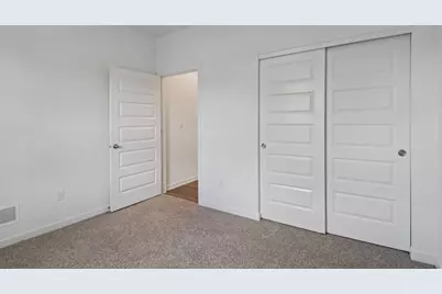 2415 Glacier Street, Pingree Grove, IL 60140 - Photo 19