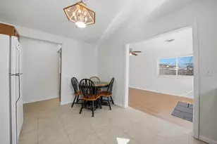 1511 Meadowbrook Dr, Round Lake Beach, IL 60073 - Photo 11