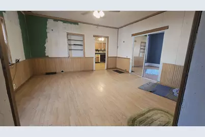 [Address not provided], Hoopeston, IL 60942 - Photo 15