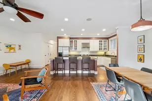 635 W Briar Pl, Chicago, IL 60657 - Photo 17