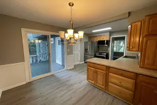 3S284 Patterman Rd, Warrenville, IL 60555 - Photo 7