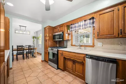 2212 Farris Court, Rockford, IL 61108 - Photo 7