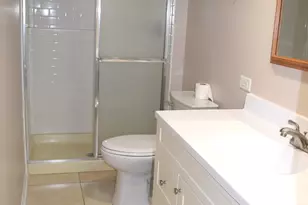 7040 Meadowbrook Ln, Hanover Park, IL 60133 - Photo 15