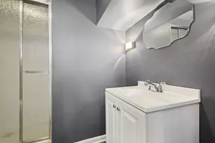 860 Olive St, Hoffman Estates, IL 60169 - Photo 17