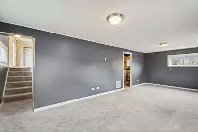 860 Olive Street, Hoffman Estates, IL 60169 - Photo 15