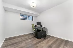 1266 N Wood St, Chicago, IL 60622 - Photo 21