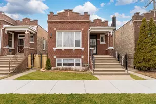 2214 S 61st Ct, Cicero, IL 60804 - Photo 1