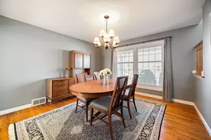 1125 W Skylark Dr, Palatine, IL 60067 - Photo 7