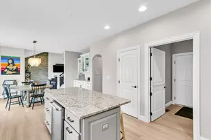 1010 Declaration Dr, Savoy, IL 61874 - Photo 19