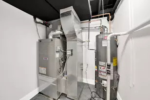 11630 S Hale Ave, Chicago, IL 60643 - Photo 19