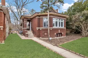 11630 S Hale Ave, Chicago, IL 60643 - Photo 1