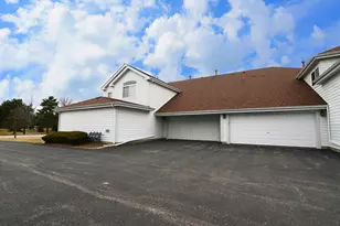 9532 Lenox Ln, Lakewood, IL 60014 - Photo 25