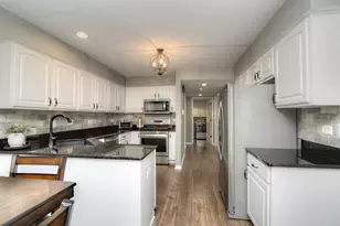 9532 Lenox Ln, Lakewood, IL 60014 - Photo 15