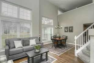 9532 Lenox Ln, Lakewood, IL 60014 - Photo 3