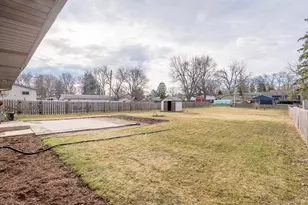 346 Mitchell Dr, Grayslake, IL 60030 - Photo 9