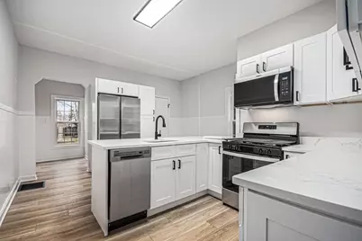 819 Pearl Street, Aurora, IL 60505 - Photo 5