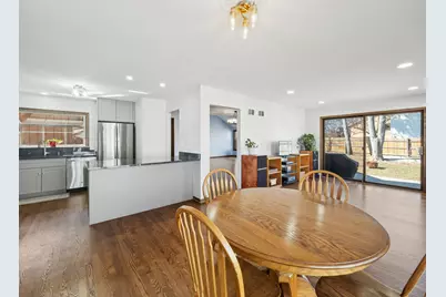 468 Tanglewood Drive, Gurnee, IL 60031 - Photo 9