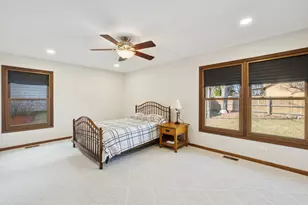 468 Tanglewood Dr, Gurnee, IL 60031 - Photo 17