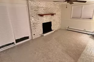 303 N Elmwood Ave, Wood Dale, IL 60191 - Photo 11