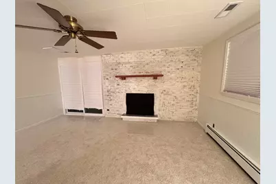 303 N Elmwood Avenue, Wood Dale, IL 60191 - Photo 13