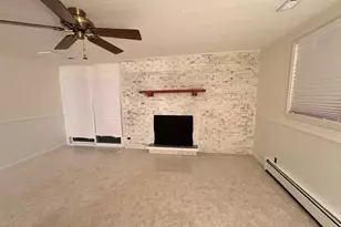 303 N Elmwood Ave, Wood Dale, IL 60191 - Photo 13