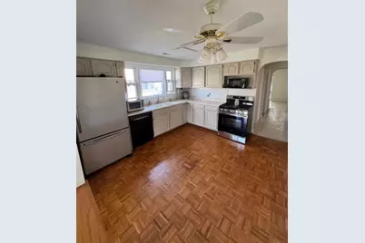 303 N Elmwood Avenue, Wood Dale, IL 60191 - Photo 5