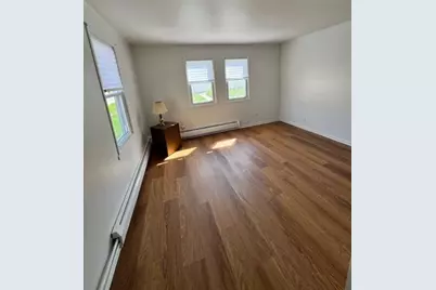 303 N Elmwood Avenue, Wood Dale, IL 60191 - Photo 17
