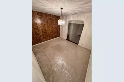 303 N Elmwood Avenue, Wood Dale, IL 60191 - Photo 11