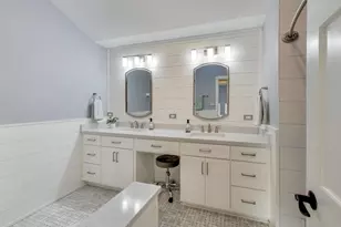 2103 Primrose Ln, Naperville, IL 60565 - Photo 21