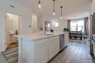 2011 Sequoia Ave, Mundelein, IL 60060 - Photo 15