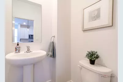 2011 Sequoia Avenue, Mundelein, IL 60060 - Photo 7
