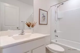 2011 Sequoia Ave, Mundelein, IL 60060 - Photo 27