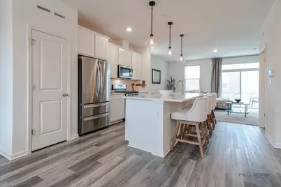 2011 Sequoia Avenue, Mundelein, IL 60060 - Photo 11