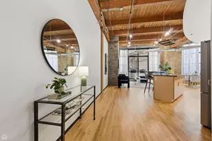 2300 W Wabansia Ave, Chicago, IL 60647 - Photo 3