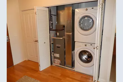 850 Village Center Drive #301, Burr Ridge, IL 60527 - Photo 15