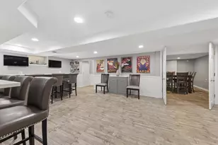 346 E South St, Elmhurst, IL 60126 - Photo 29