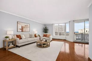 4170 N Marine Dr, Chicago, IL 60613 - Photo 3