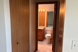 7321 Baybury Rd, Downers Grove, IL 60516 - Photo 13