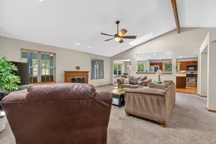 16946 Mohican Dr, Lockport, IL 60441 - Photo 5