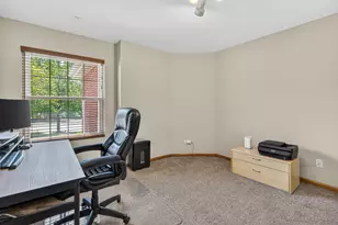 16946 Mohican Dr, Lockport, IL 60441 - Photo 13