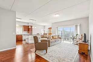 1277 E Thacker St, Des Plaines, IL 60016 - Photo 3