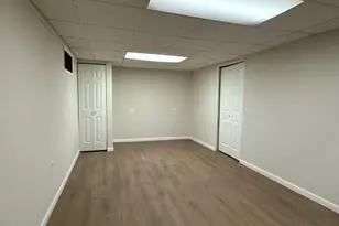 901 Gael Dr, Joliet, IL 60435 - Photo 11