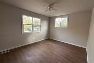 901 Gael Dr, Joliet, IL 60435 - Photo 15