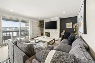 1601 E Maple Terrace, Lisle, IL 60532 - Photo 3