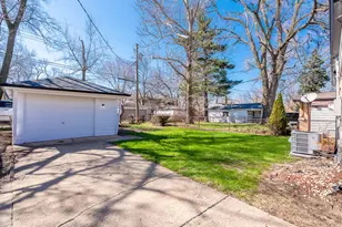 14642 Dorchester Ave, Dolton, IL 60419 - Photo 9