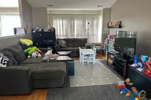 777 Stonewall Ct, Schaumburg, IL 60173 - Photo 5