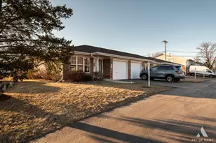 8514 Hill Top Ct, Justice, IL 60458 - Photo 3