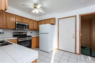 8514 Hill Top Court, Justice, IL 60458 - Photo 7